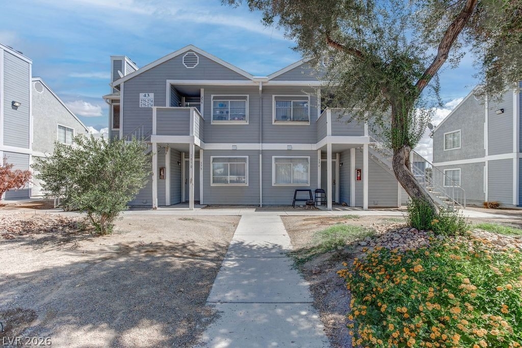 1870 Nebula Drive - Photo 5