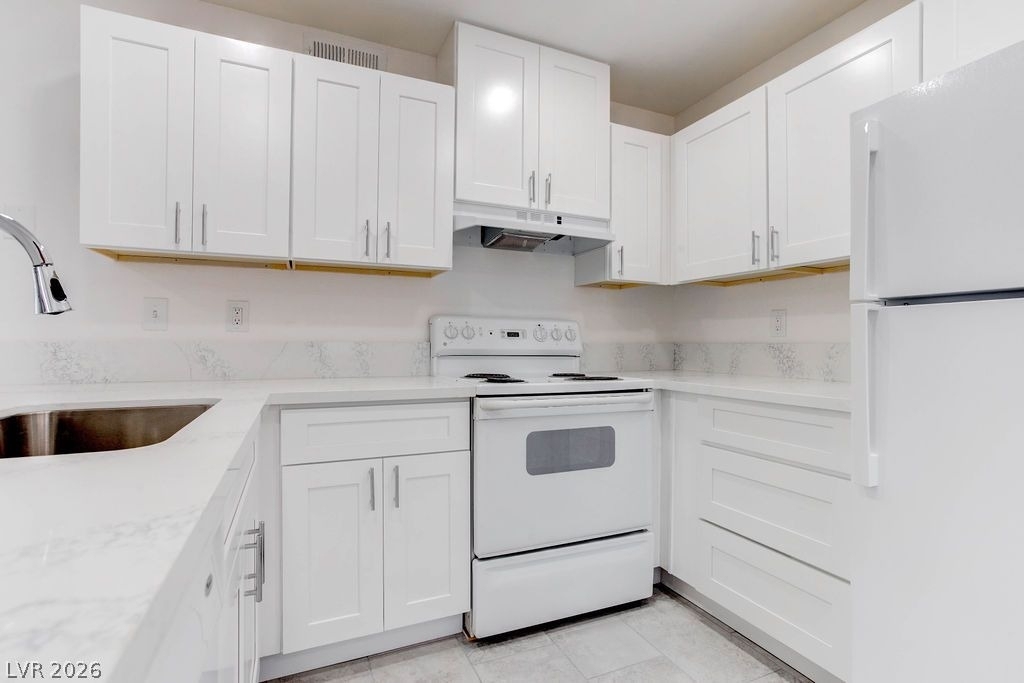 1870 Nebula Drive - Photo 14