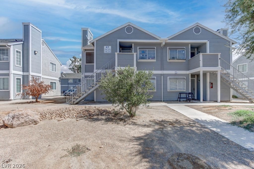 1870 Nebula Drive - Photo 4