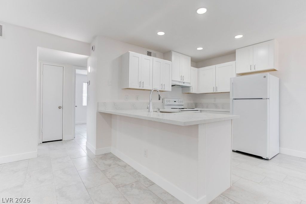 1870 Nebula Drive - Photo 6
