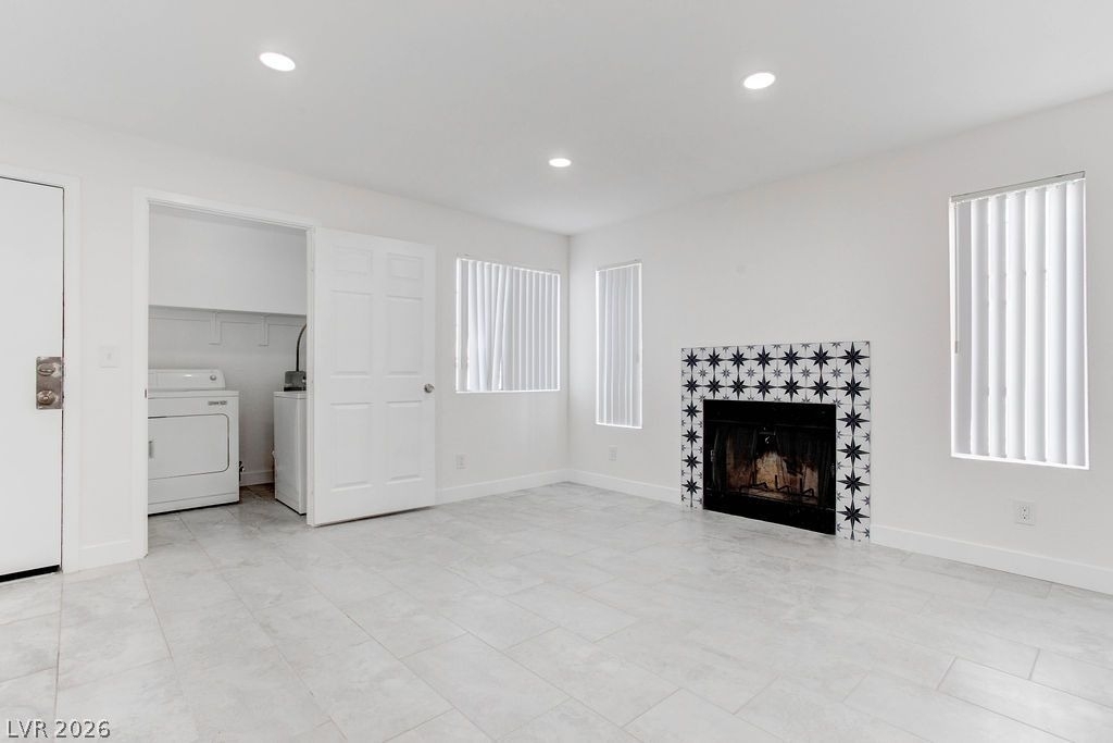 1870 Nebula Drive - Photo 18
