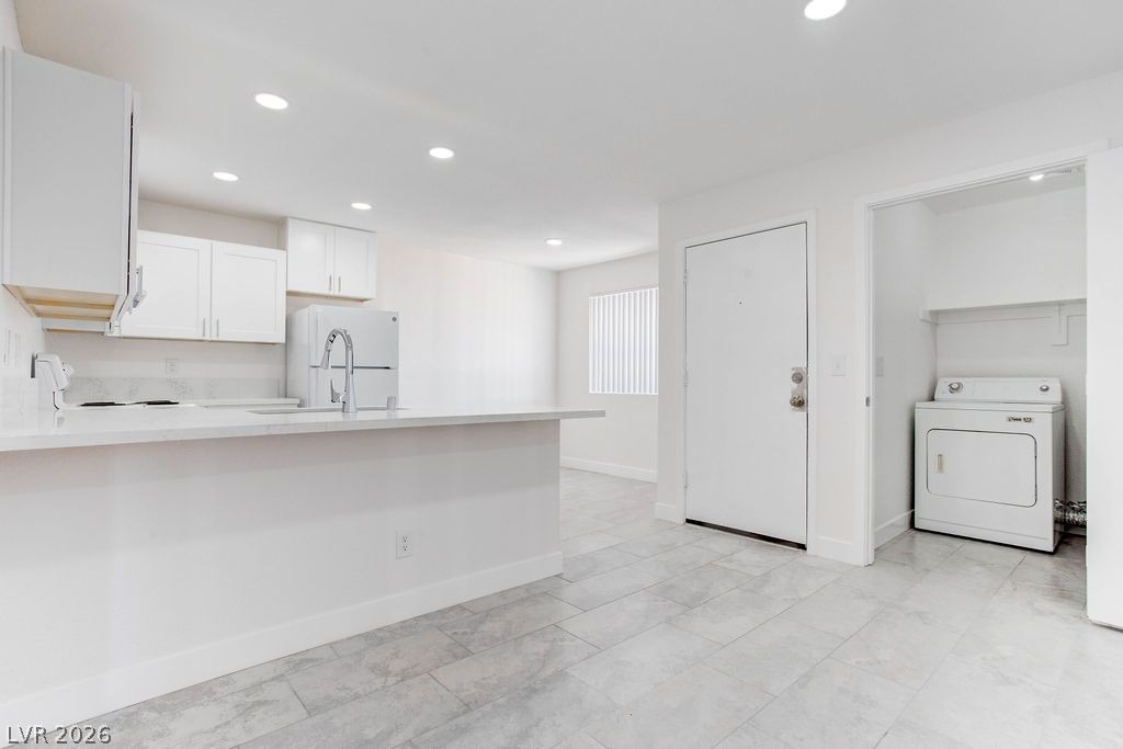 1870 Nebula Drive - Photo 9
