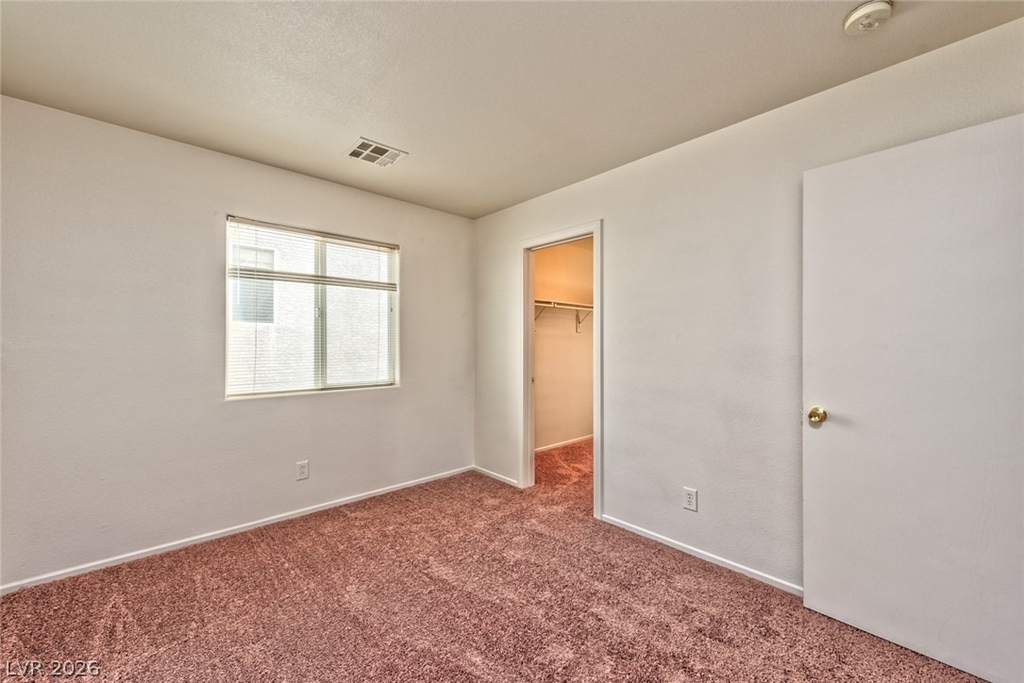 9219 Hollander Avenue - Photo 5