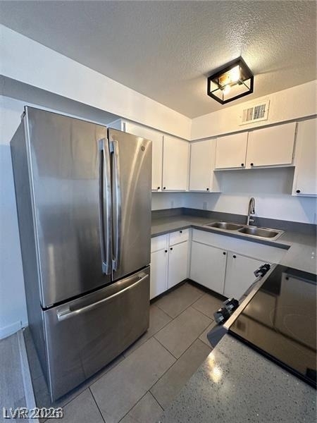 4920 Stanley Avenue - Photo 4