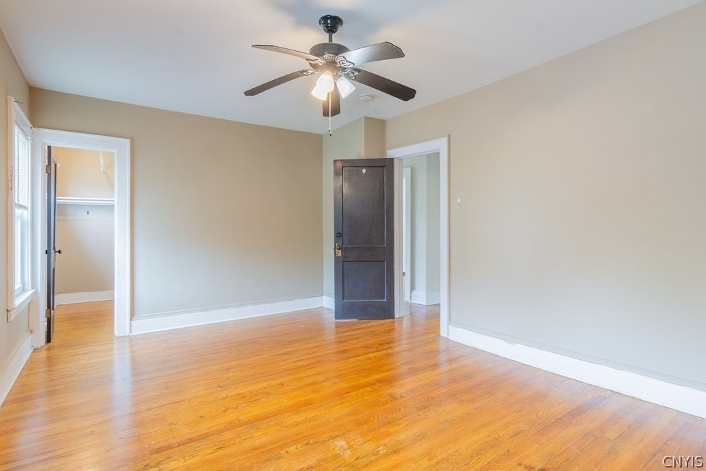 325 S Midler Avenue - Photo 16