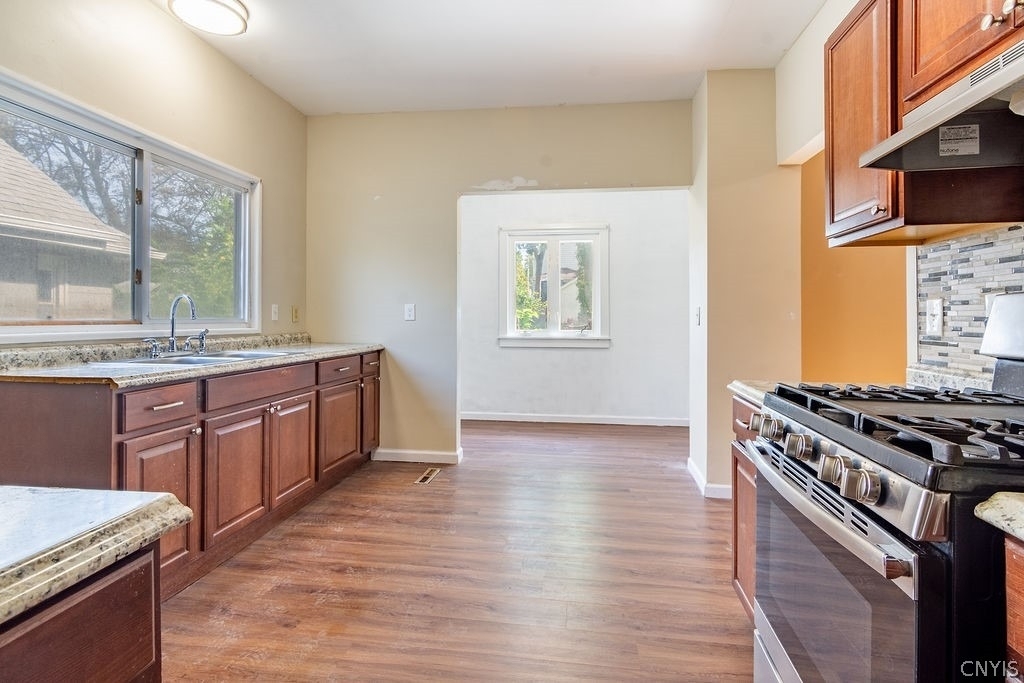 325 S Midler Avenue - Photo 12