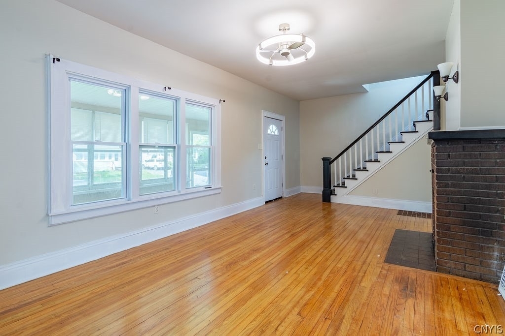 325 S Midler Avenue - Photo 6