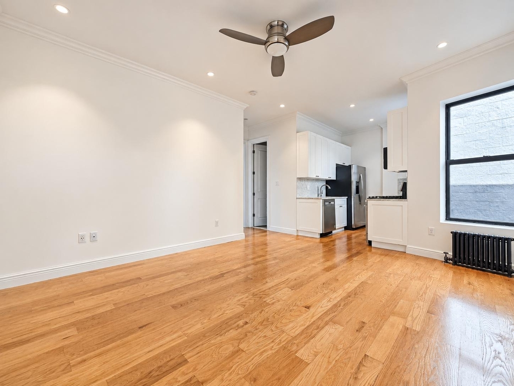 241 Ocean Parkway - Photo 8