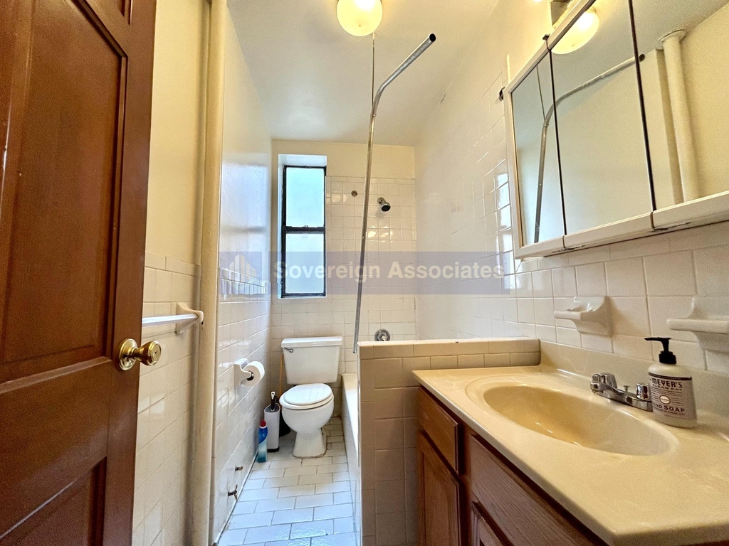 64 West 108th Street - Photo 4