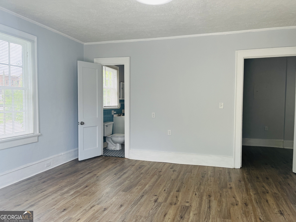 504 Broad Street - Photo 4