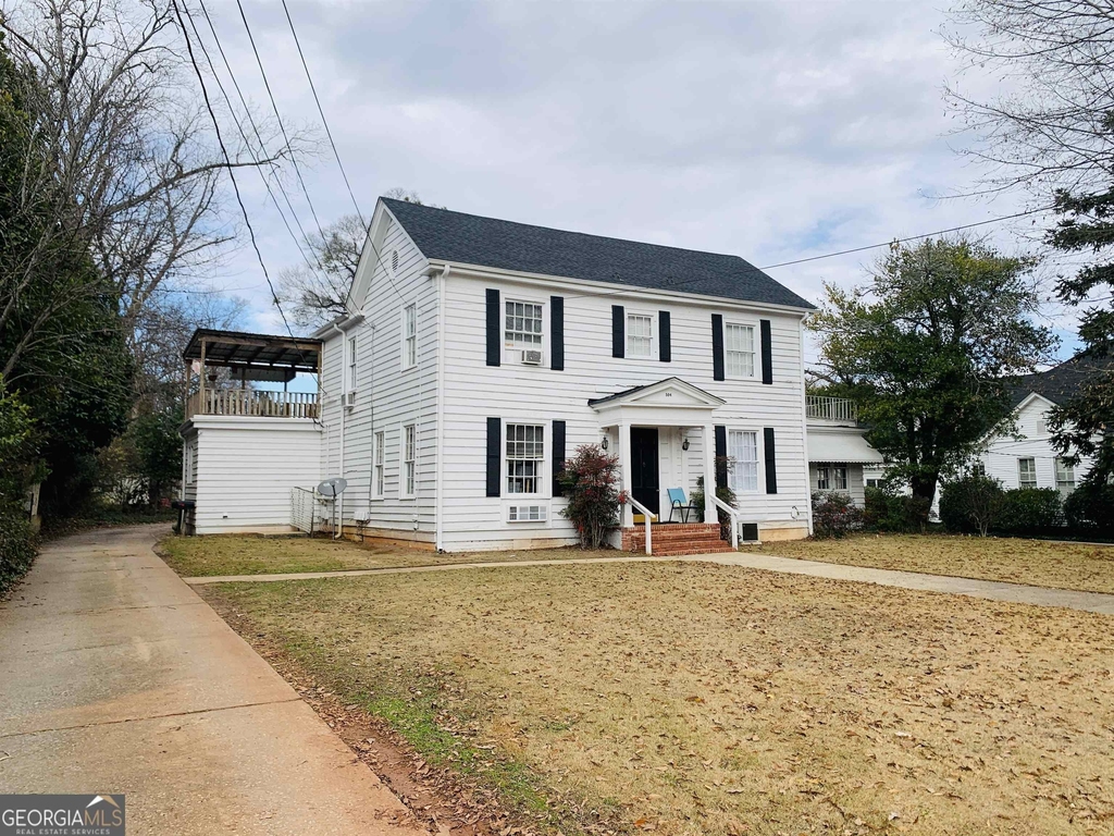 504 Broad Street - Photo 1