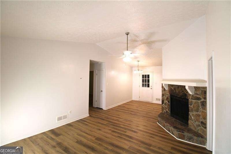 1485 Scenic Highway N - Photo 2