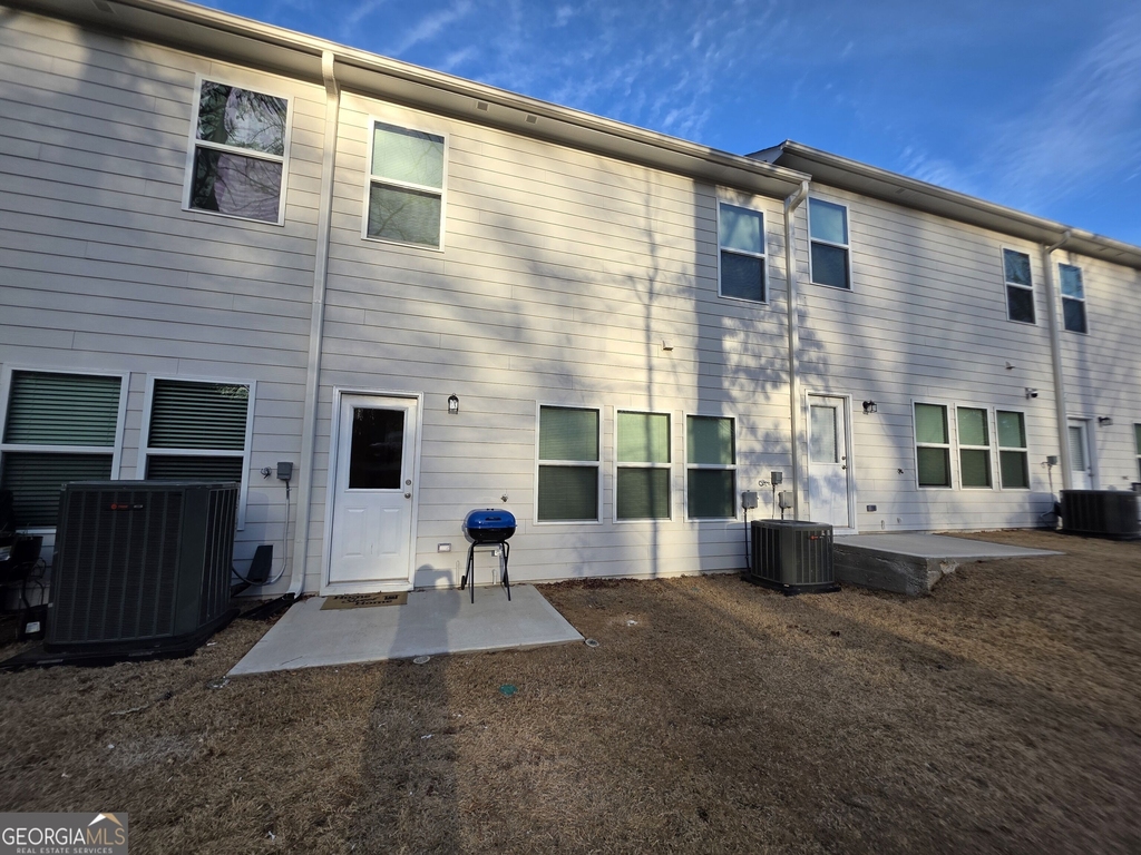 4169 Oakwood Terrace Court - Photo 18