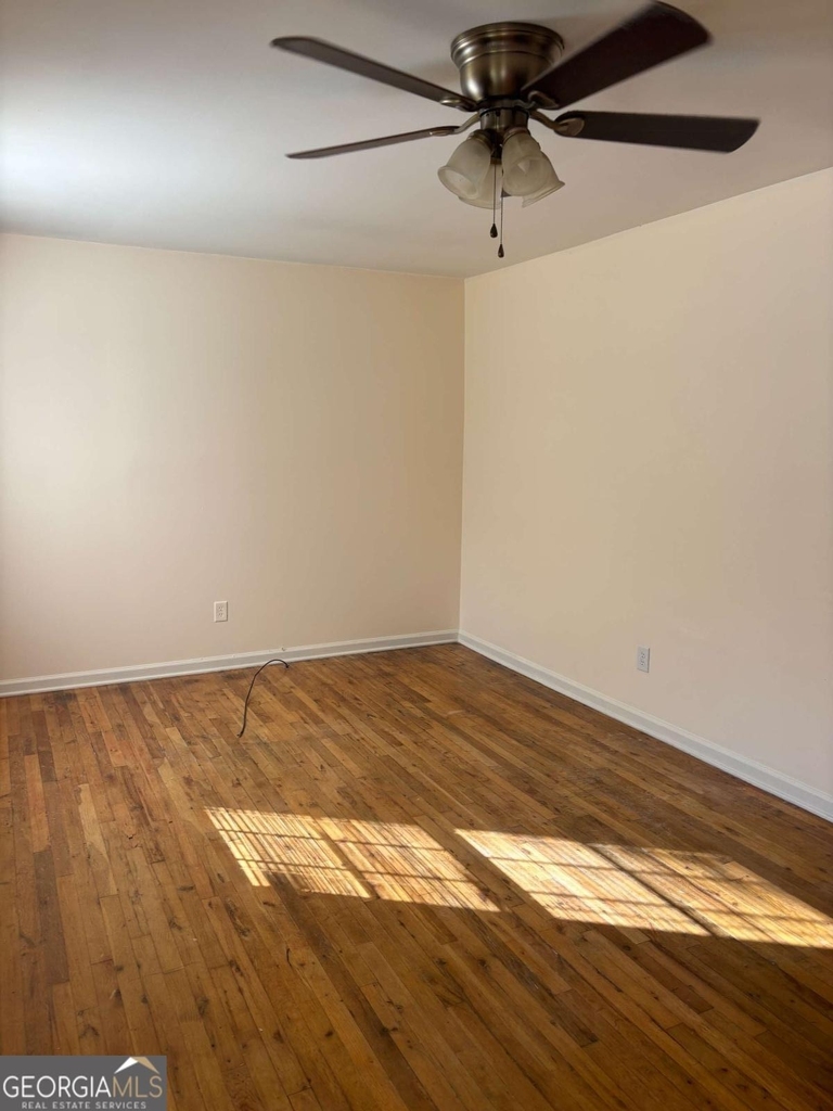 150 Magnolia Street - Photo 2