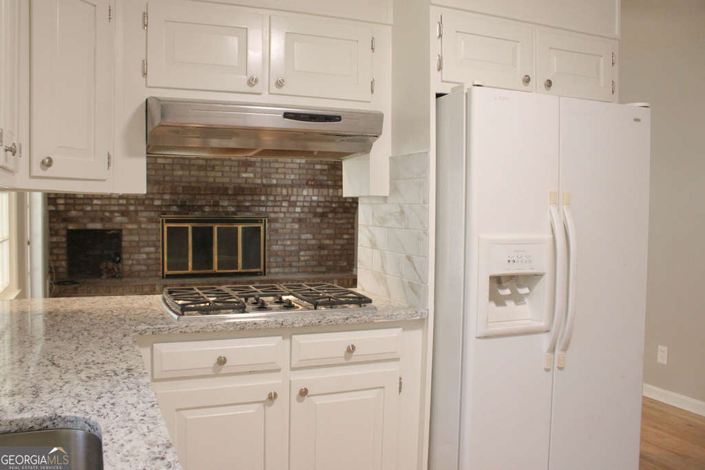 1680 Huntington Drive - Photo 9