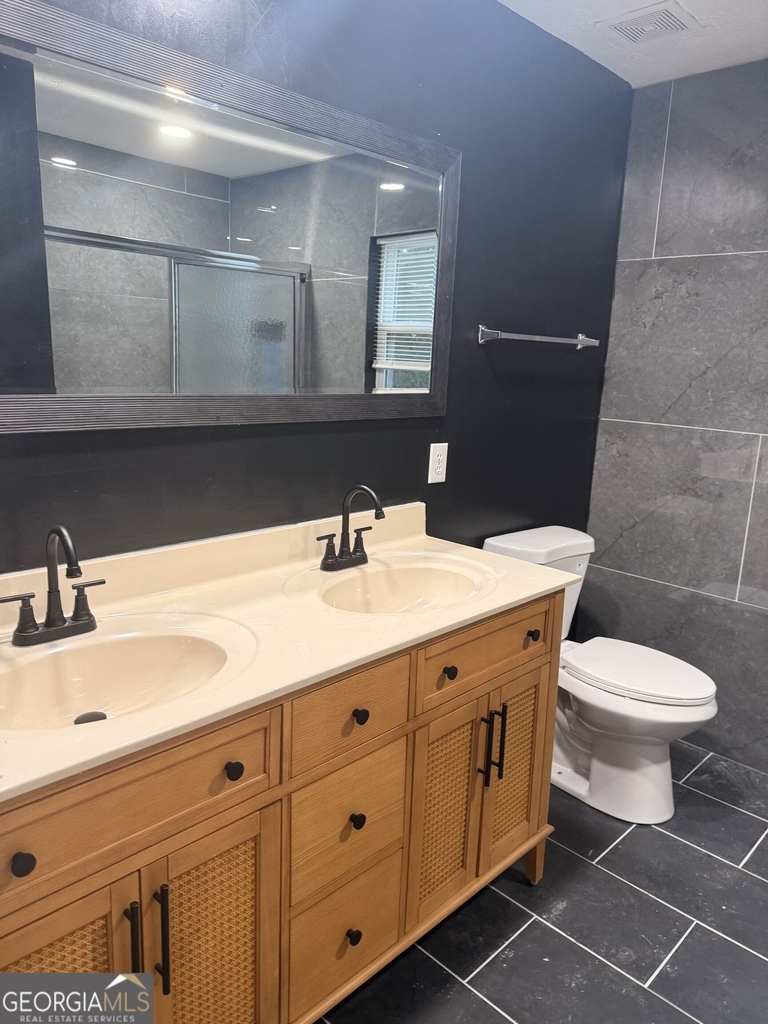 311 Silver Spring Street - Photo 31