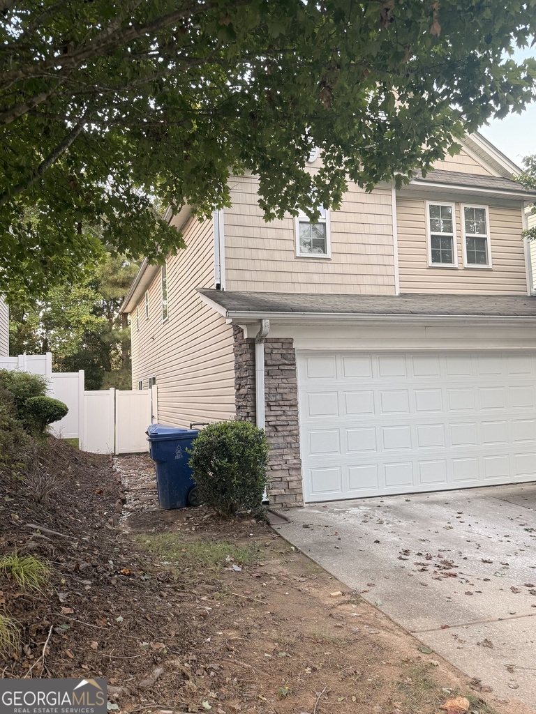 311 Silver Spring Street - Photo 2