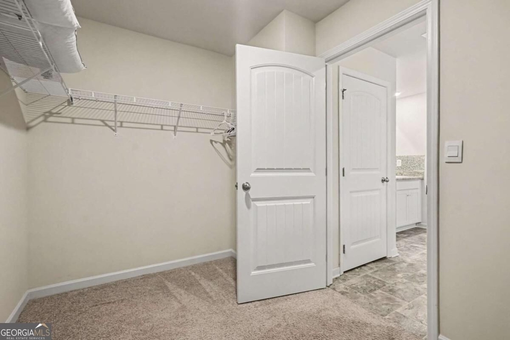 477 Starbuck Parkway - Photo 9