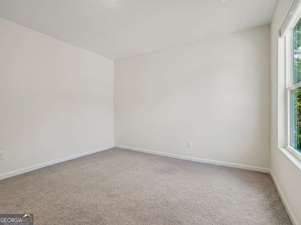 477 Starbuck Parkway - Photo 10