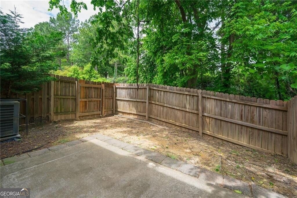 2462 Whiteoak Run Se - Photo 9