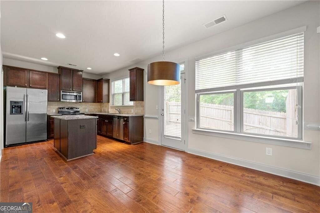 2462 Whiteoak Run Se - Photo 8
