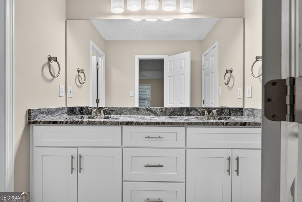 100 Bluebird Lane - Photo 18