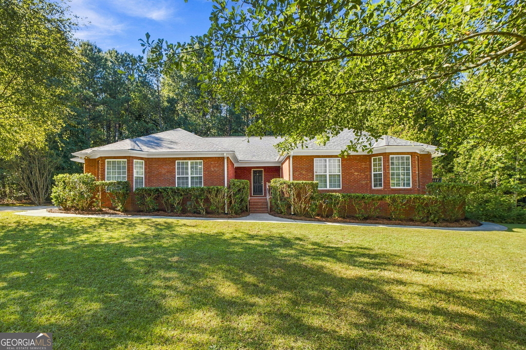 100 Bluebird Lane - Photo 1