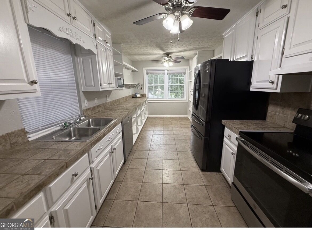3721 Quail Hollow Trail - Photo 1
