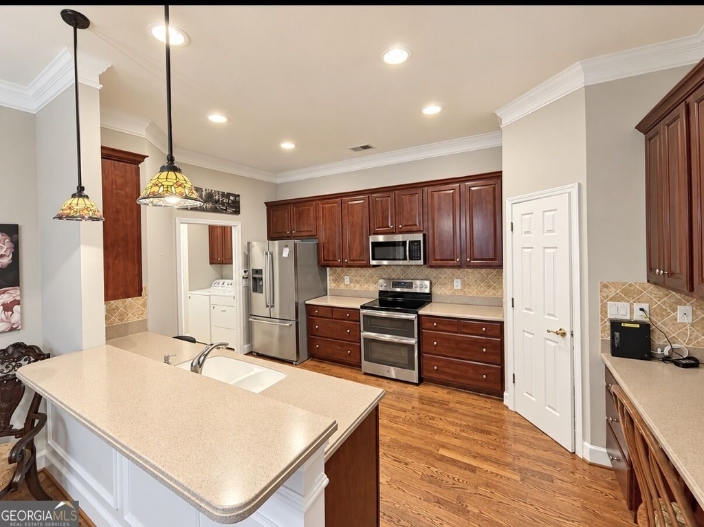 2100 Village Lane - Photo 8