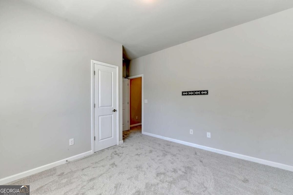 3860 Grandview Manor Drive - Photo 19