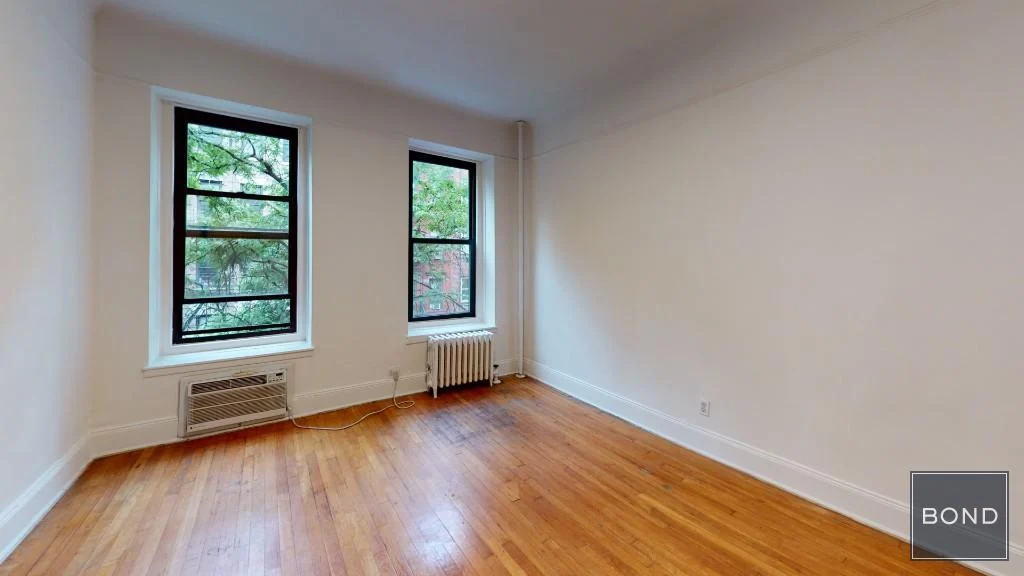 313 East 93rd Street - Photo 5