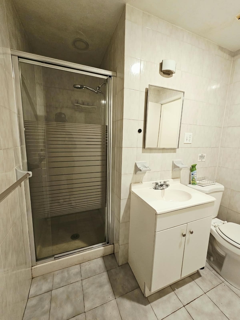 Cozy 1-Bedroom Home with Utilities Included! - Photo 0