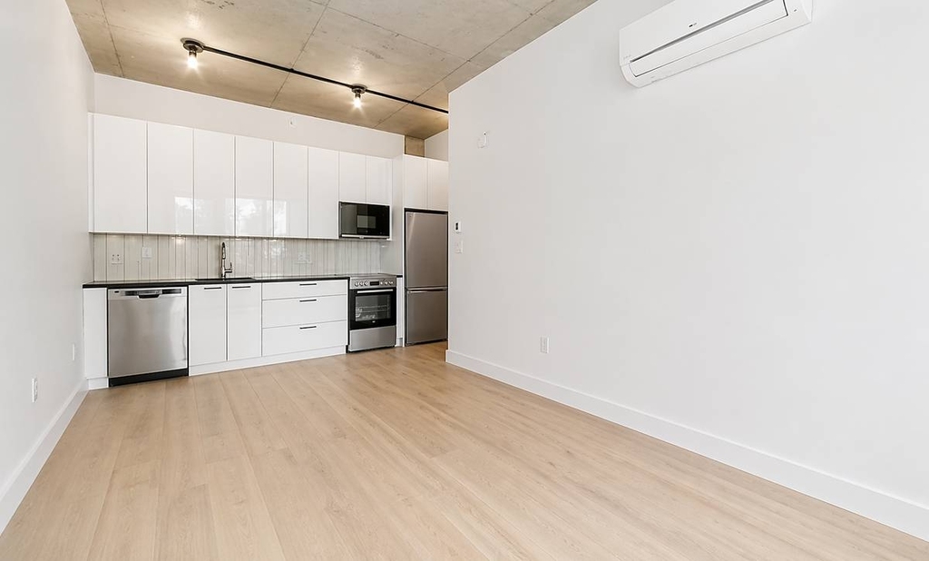 815 Flatbush Avenue - Photo 5