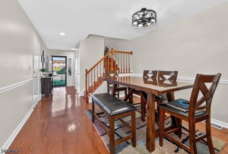 29 Olive Ct - Photo 4