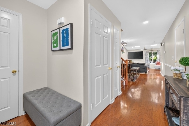 29 Olive Ct - Photo 1