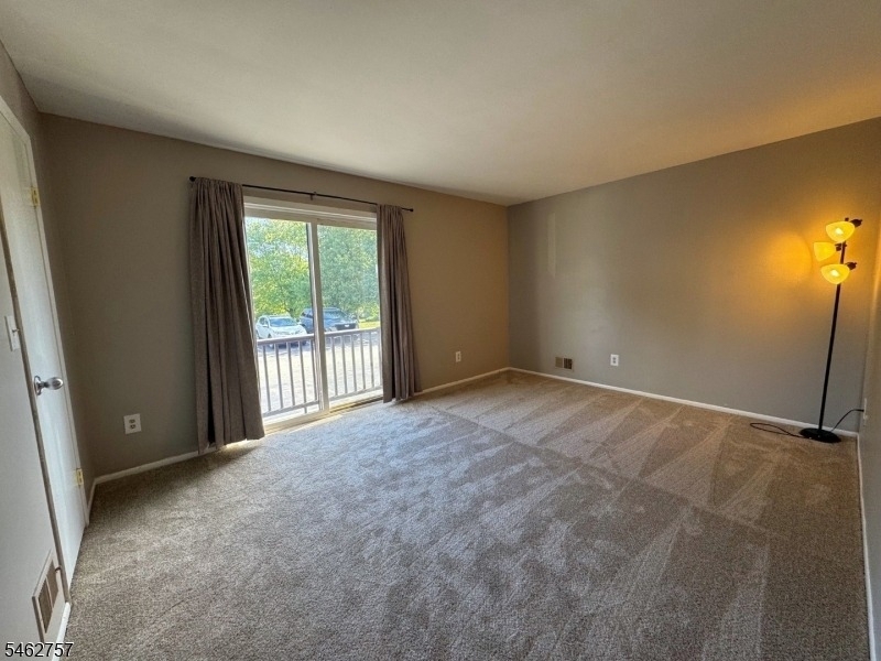 903 Spruce Hills Dr - Photo 6