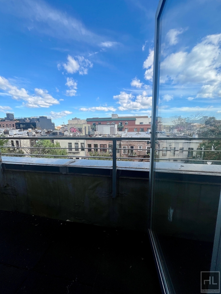 286 Stanhope Street - Photo 6