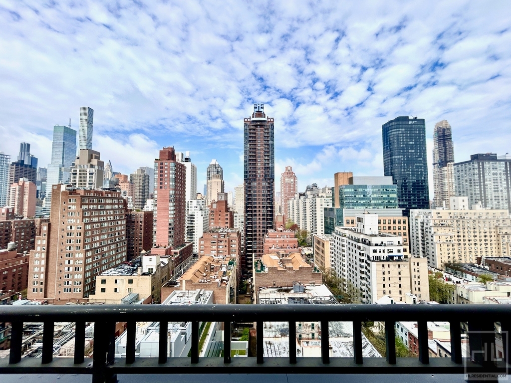 E 65th St - Photo 11
