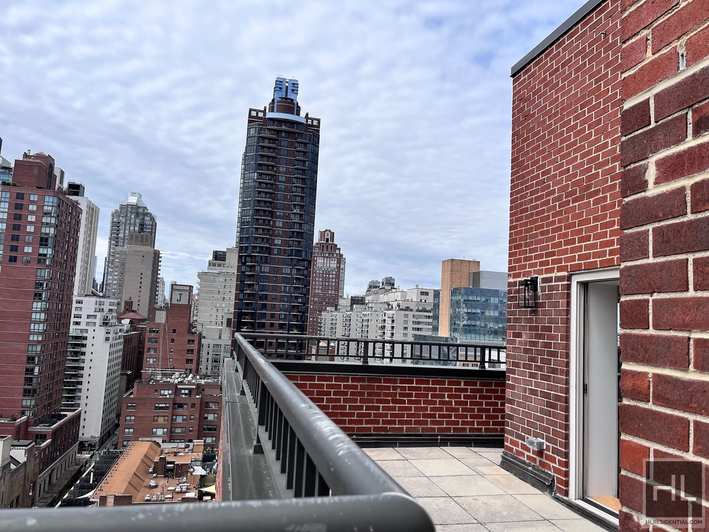 E 65th St - Photo 12