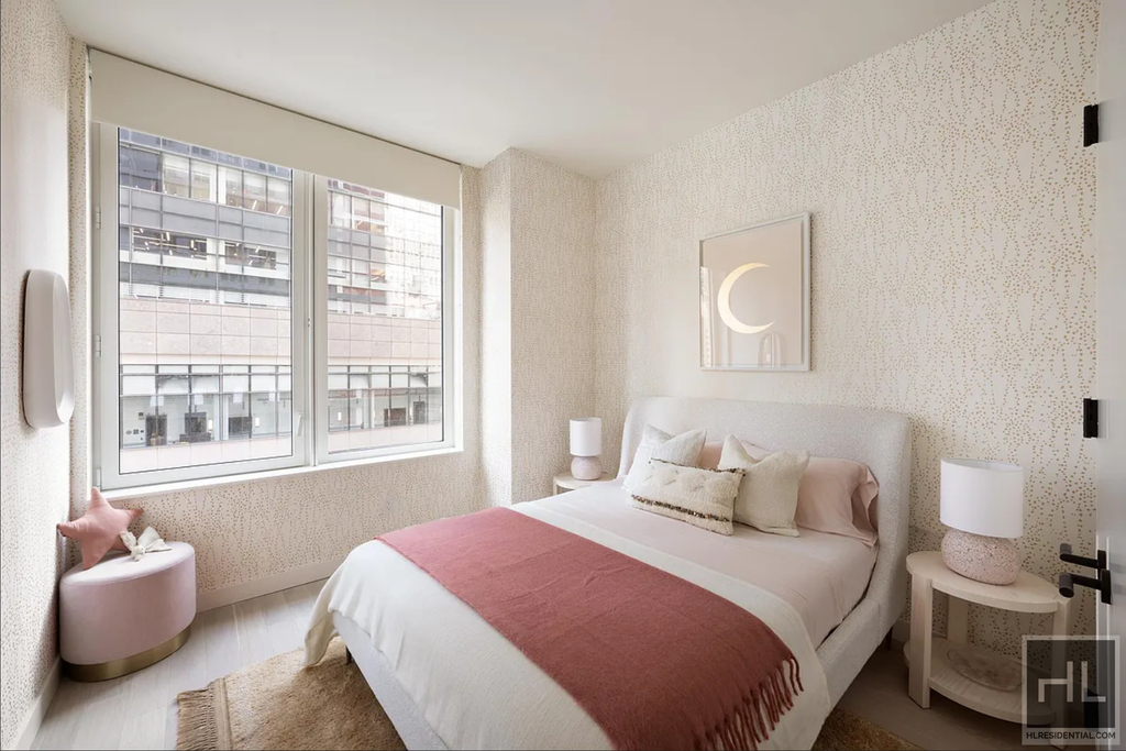 West 60th Street - Photo 1