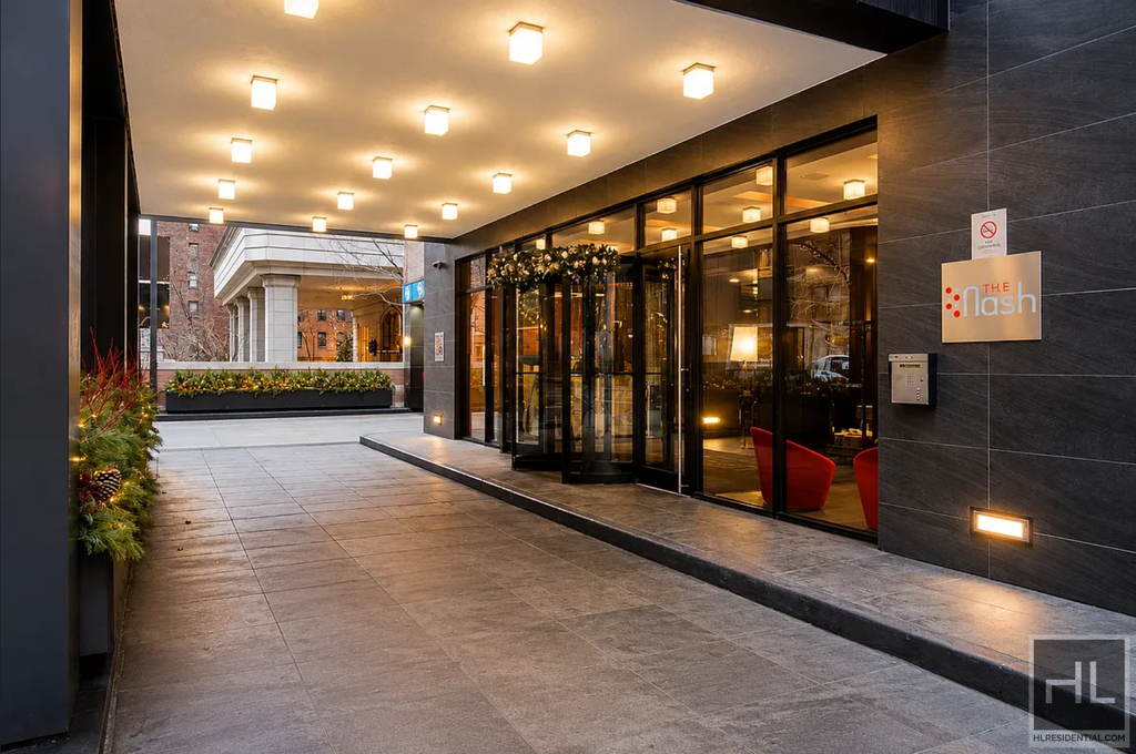 East 39th Street - Photo 10