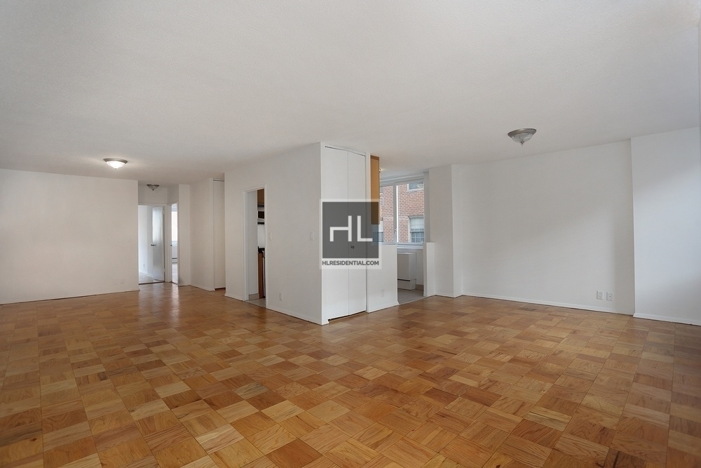East 34 Street - Photo 1