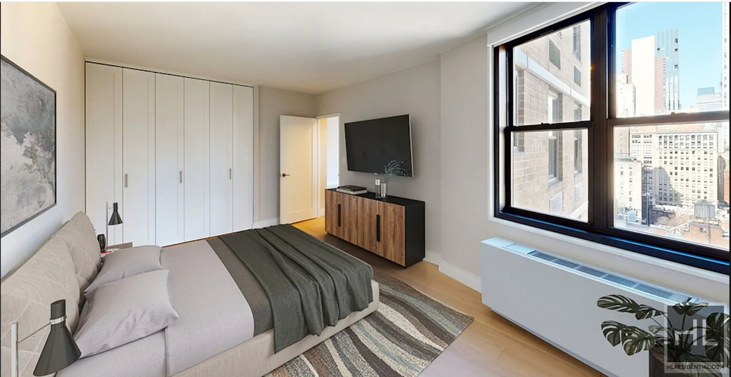 East 95th Street - Photo 2
