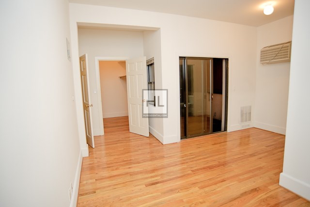 East 31 Street - Photo 10