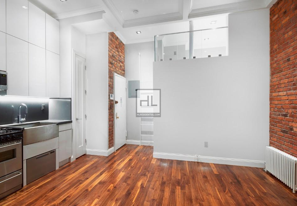 West 14 Street - Photo 8