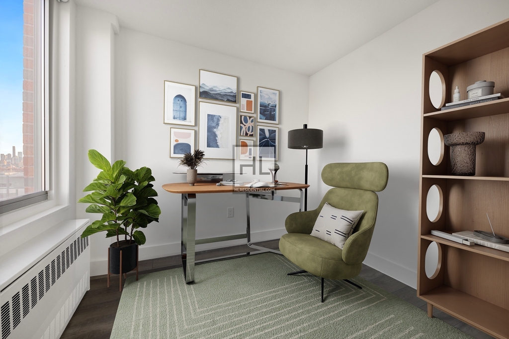 Second Avenue - Photo 2