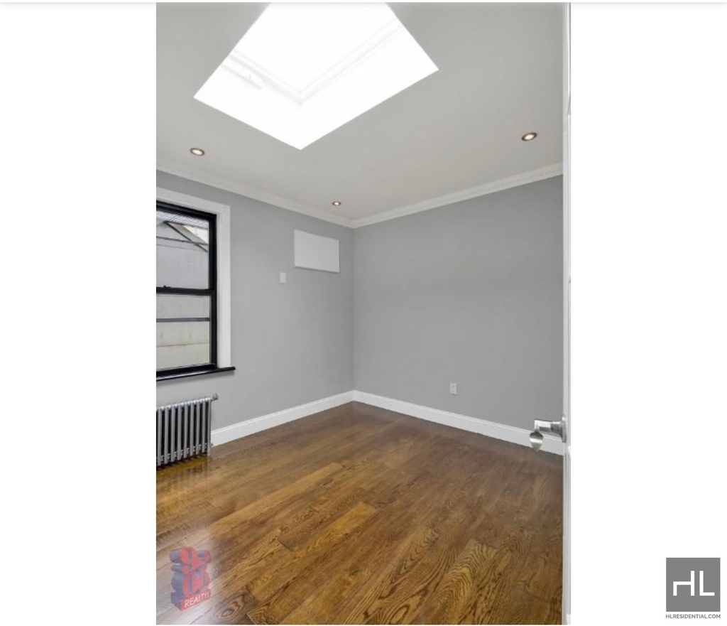 East 26 Street - Photo 5