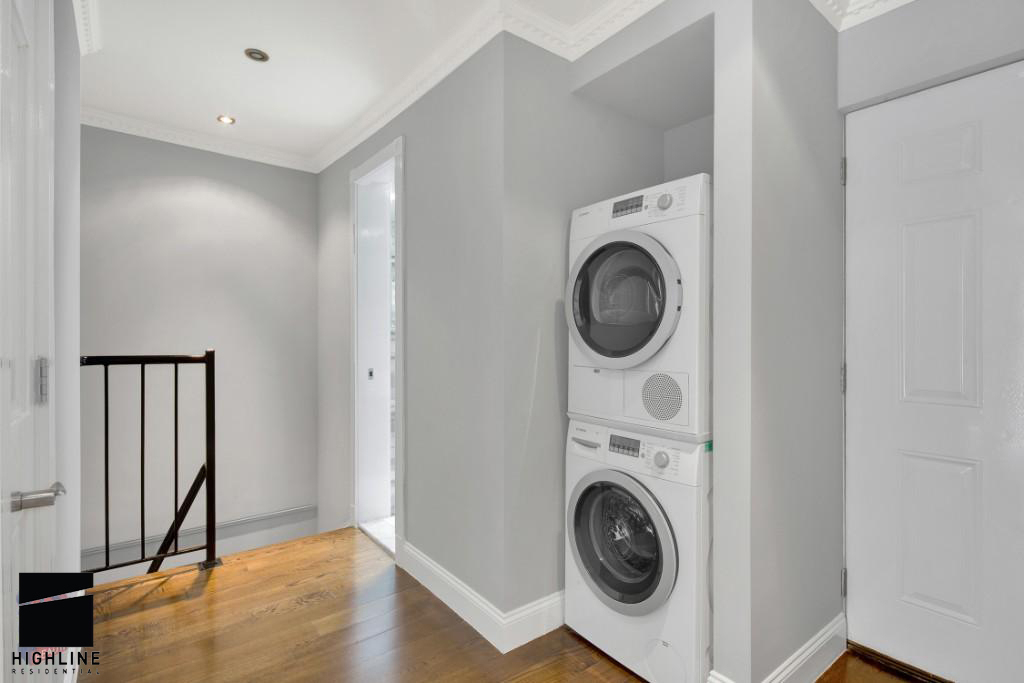 East 26 Street - Photo 8