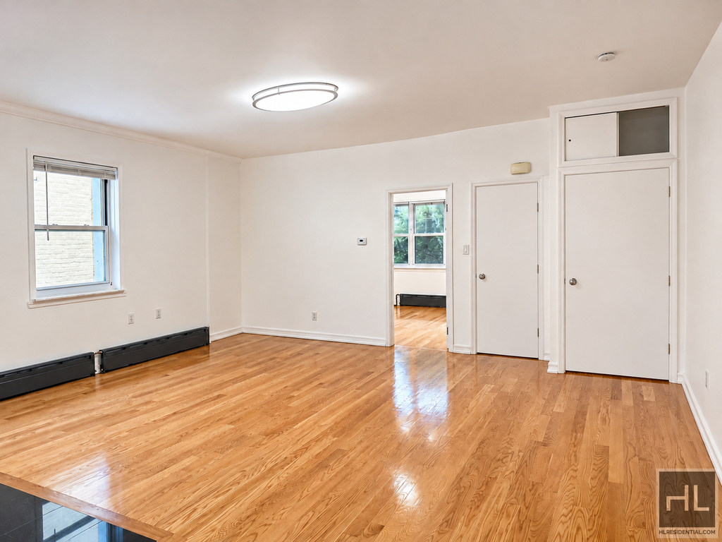 Bay Ridge Avenue - Photo 1