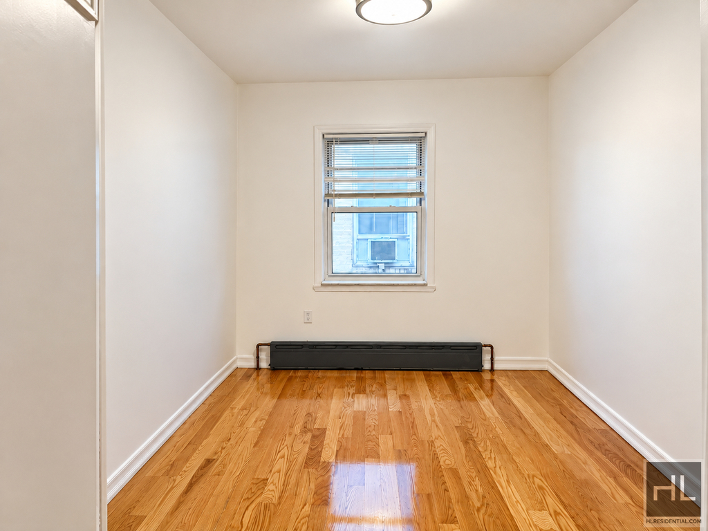 Bay Ridge Avenue - Photo 5
